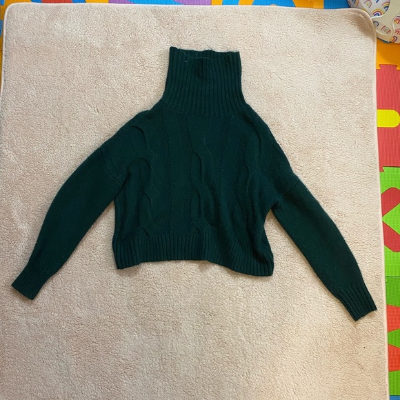 GB girls Sweaters - Green turtle neck sweater
